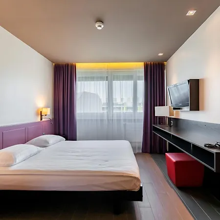 Les Nations Otel