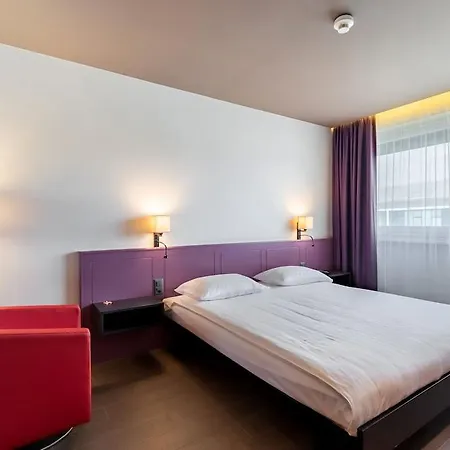 Hotel Les Nations 3*