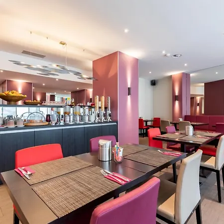 Hotel Les Nations 3*